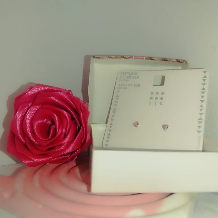 گوشواره نگین دار قلبی