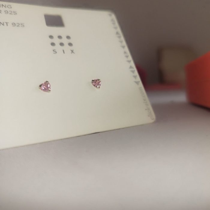 گوشواره نگین دار قلبی